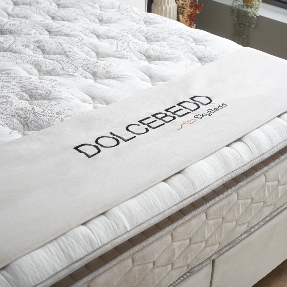 Boxspringbett / Stauraumbett  "DolceBedd" Skybedd in Beige mit Matratze und integriertem Stauraum