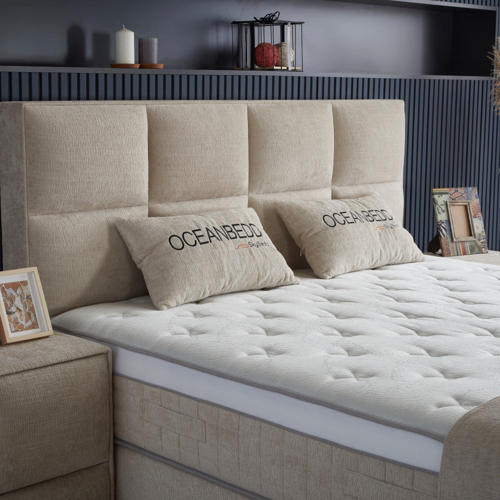 Boxspringbett / Stauraumbett  "OceanBedd " Skybedd in Beige mit Matratze und integriertem Stauraum