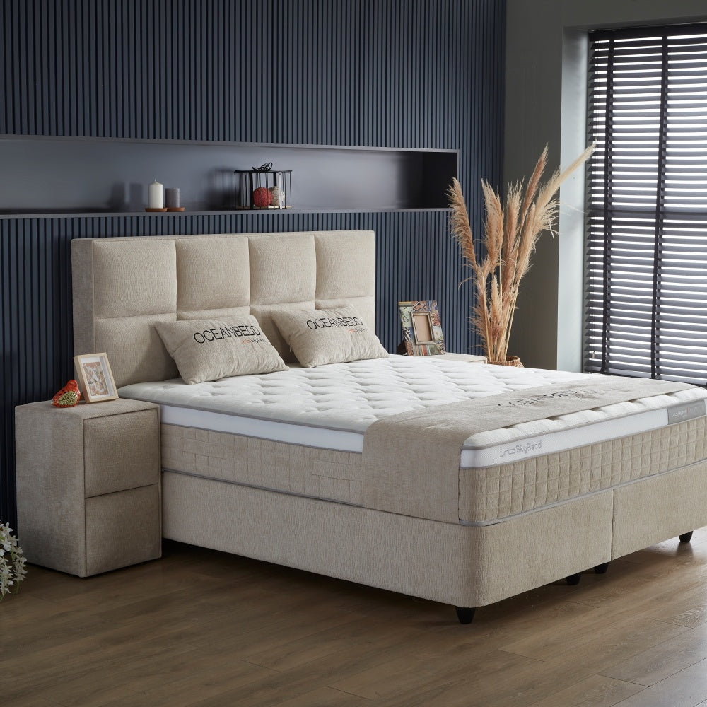 Boxspringbett / Stauraumbett  "OceanBedd " Skybedd in Beige mit Matratze und integriertem Stauraum