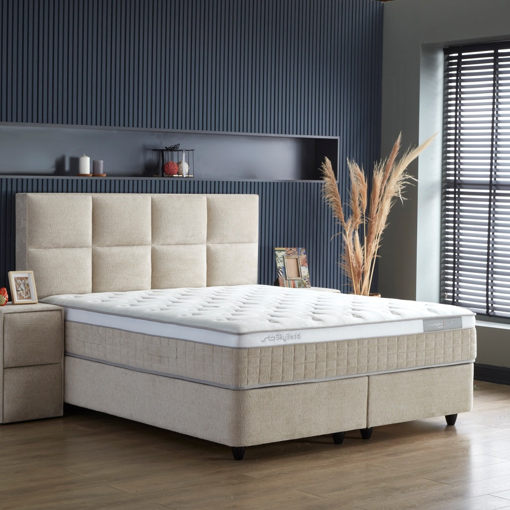 Boxspringbett / Stauraumbett  "OceanBedd " Skybedd in Beige mit Matratze und integriertem Stauraum