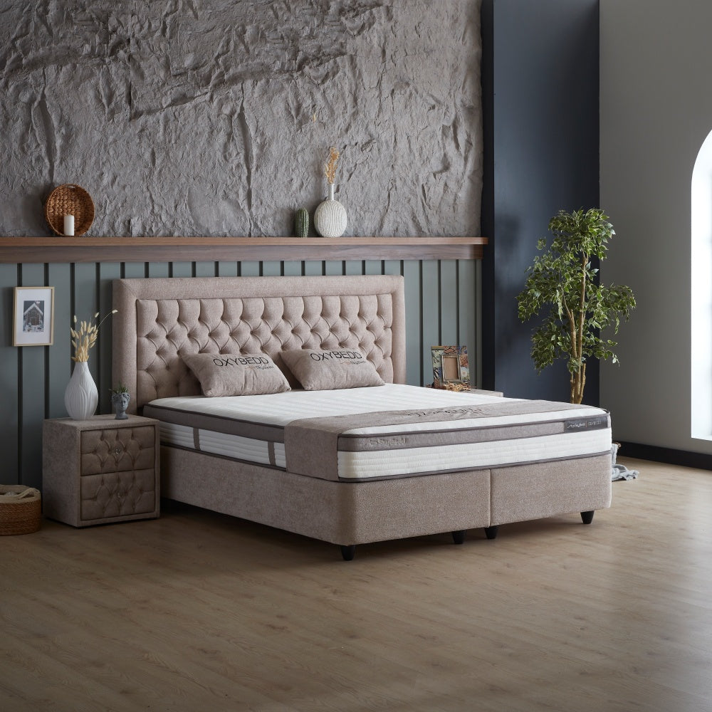 Boxspringbett / Stauraumbett  "Oxybedd" Skybedd Beige mit Matratze und integriertem Stauraum