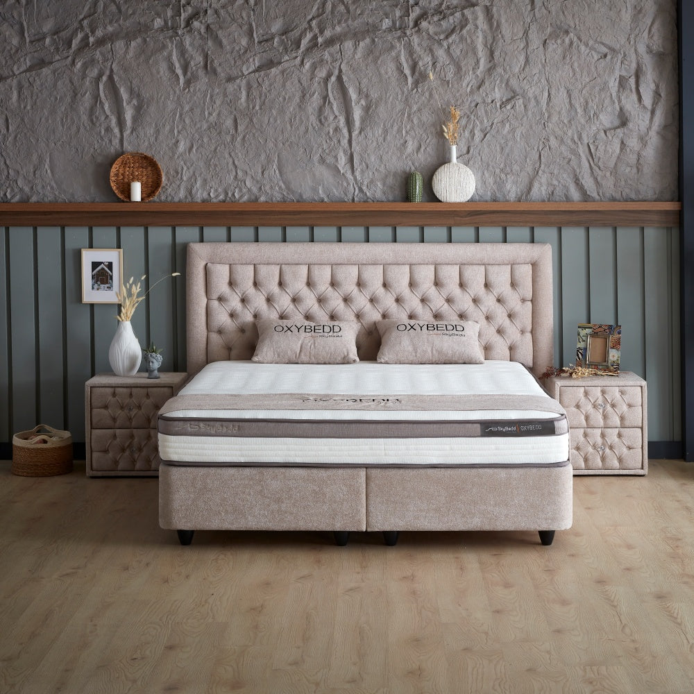 Boxspringbett / Stauraumbett  "Oxybedd" Skybedd Beige mit Matratze und integriertem Stauraum