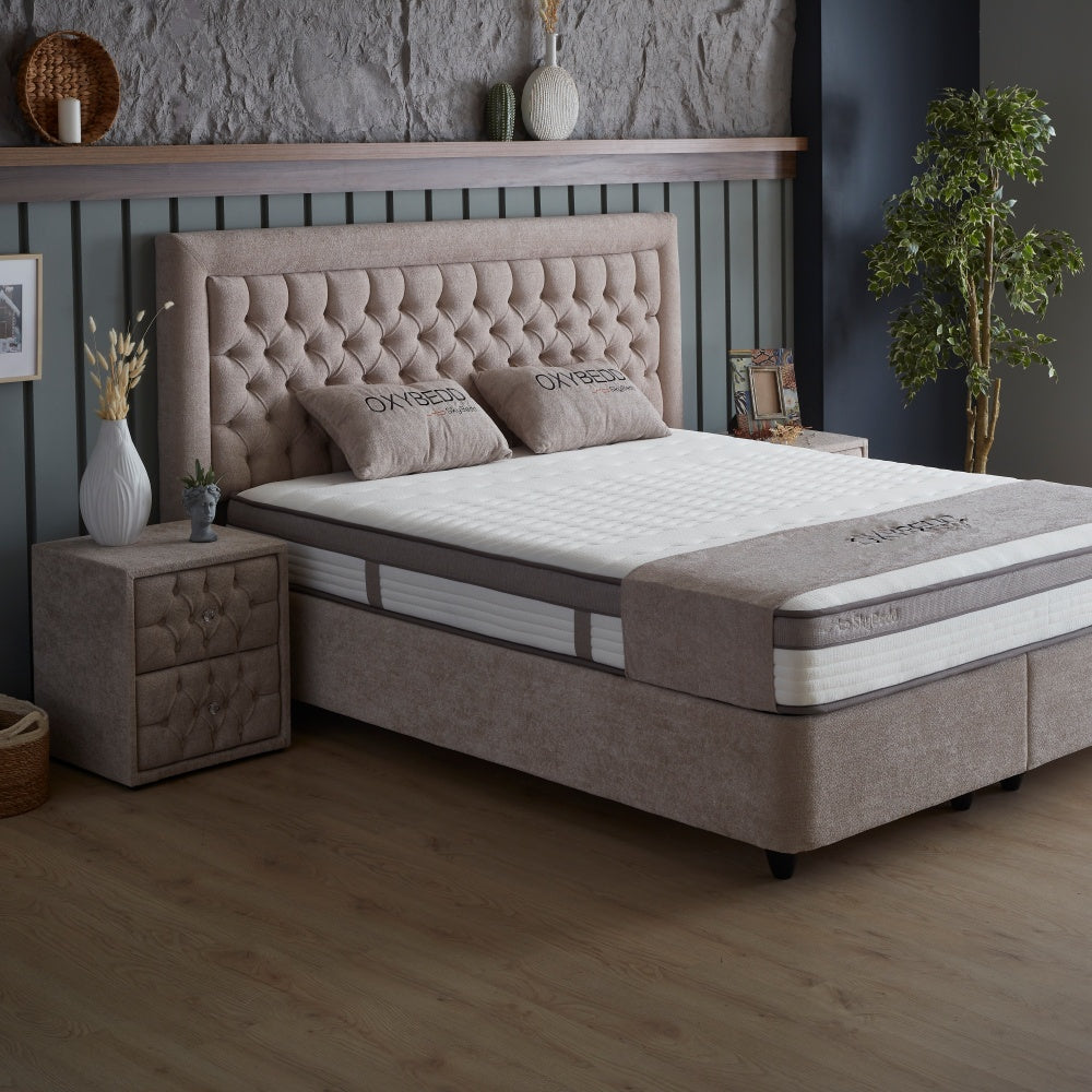 Boxspringbett / Stauraumbett  "Oxybedd" Skybedd Beige mit Matratze und integriertem Stauraum